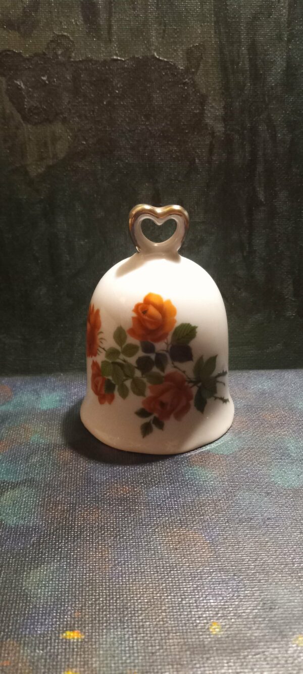Yellow Rose Bell - Image 3