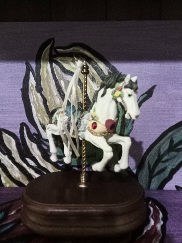 Carousel Jumper Horse - Image 2